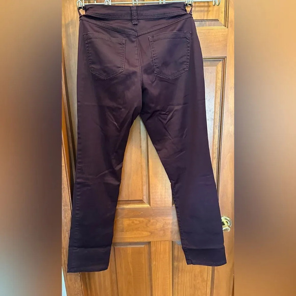 Inc International Concepts maroon skinny leg curvy fit size 6 - Picture 2 of 4